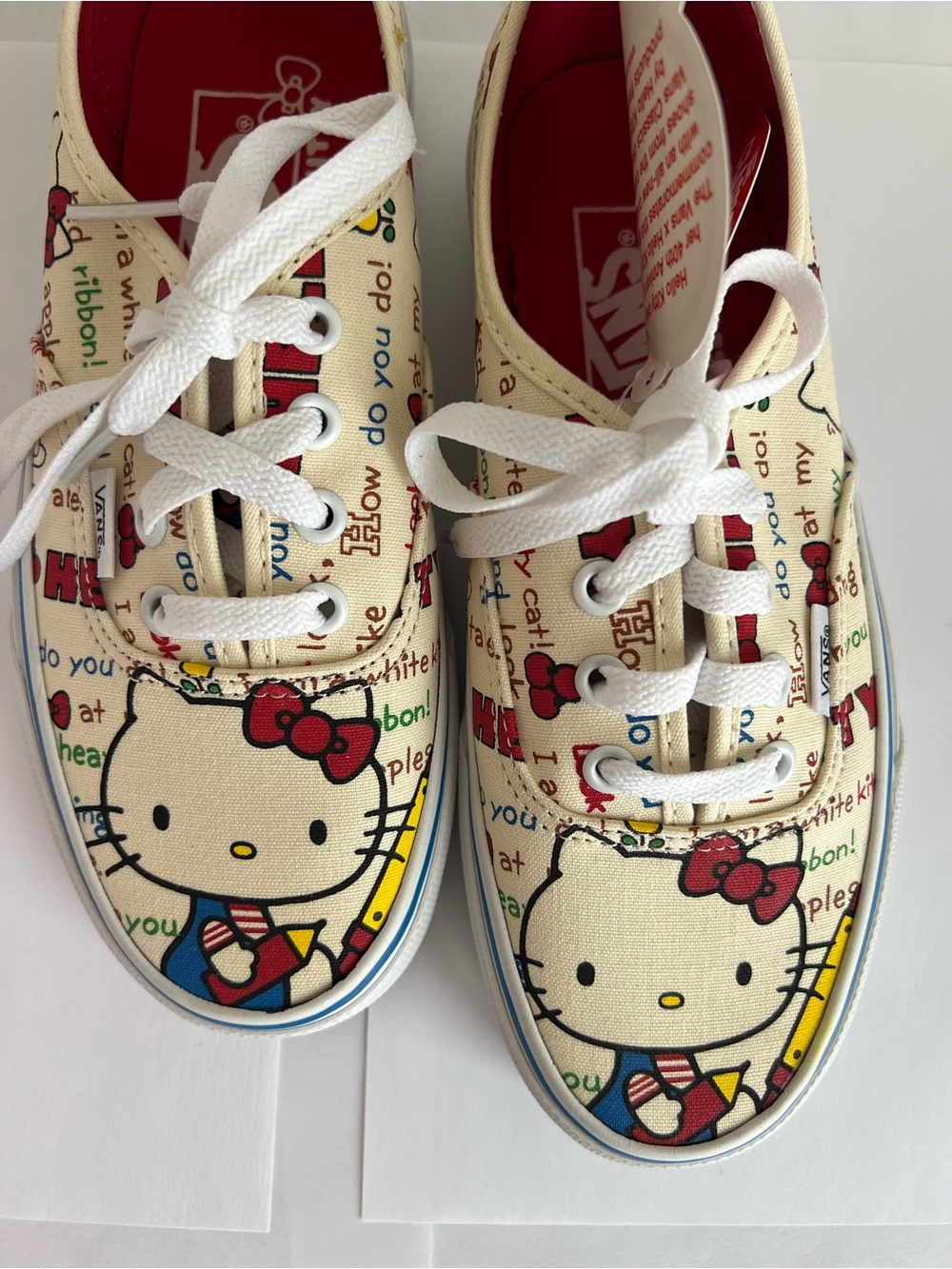 Hello Kitty x Vans 40th Anniversary Special Edition/ 2014 - Picture 4 of 16